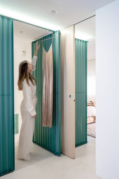 A house is a metalcore Crac Arquitectura