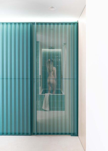 A house is a metalcore Crac Arquitectura