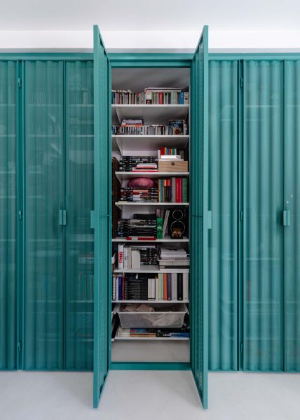 A house is a metalcore Crac Arquitectura